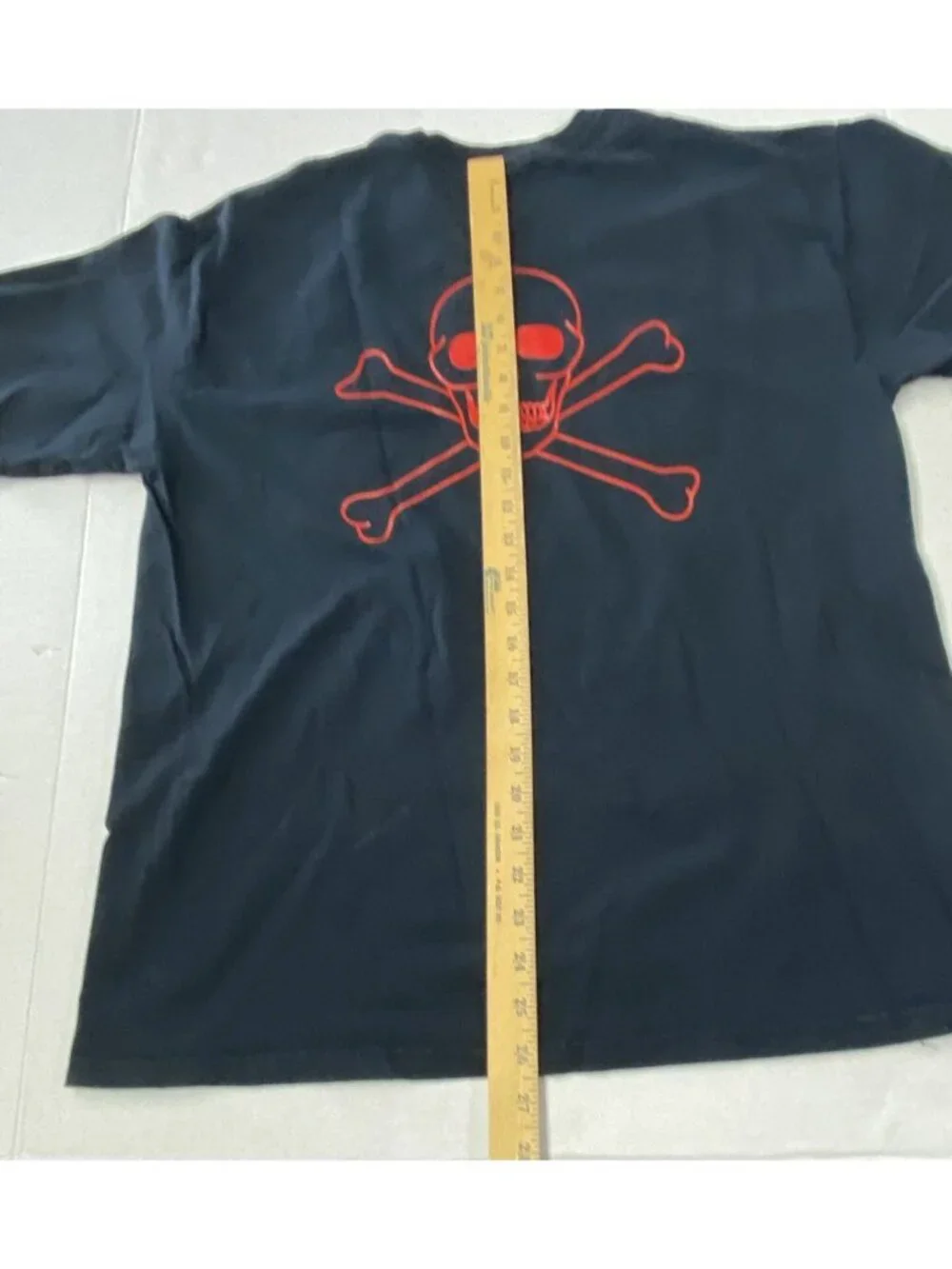 Gildan Vintage Oly’s Barber Shop L Black T Shirt Skull Crossbones Wisconsin - Picture 5 of 9